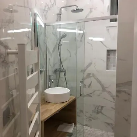 Apartment Au Coeur Du Marais Paris